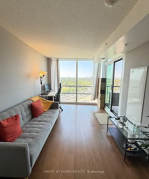 5740 Yonge St #1603 — Photo 4
