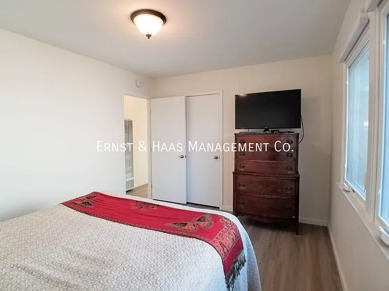 3080 Palo Verde Ave — Photo 20