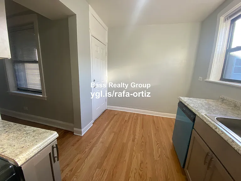 7006 N Paulina St #1 — Photo 11
