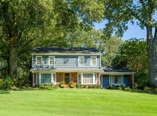 2572 Hacks Cross Rd, Germantown, TN 38138