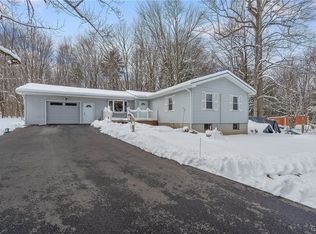917 County Route 10, Phoenix, NY 13132