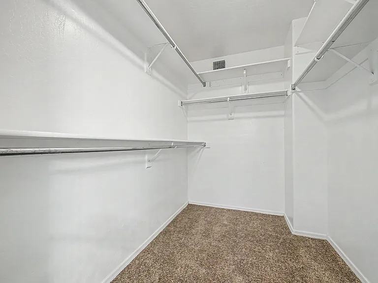 4432 E Meadow Dr — Photo 16