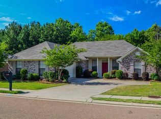 325 Azalea Ct, Brandon, MS 39047