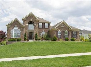 323 Braeswick Dr, Lake Saint Louis, MO 63367
