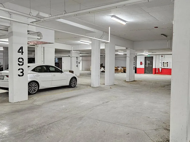 470 Dundas St S #407 — Photo 12