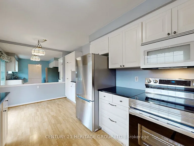 1 Dunsinane Dr — Photo 13
