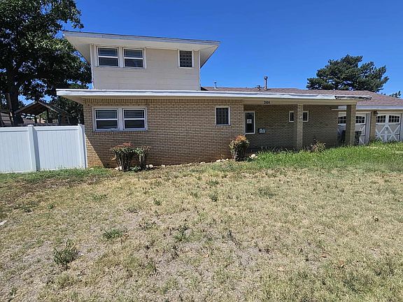 3rd image of 2604 Gidding St