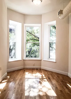 Rented by RES New York | media 1