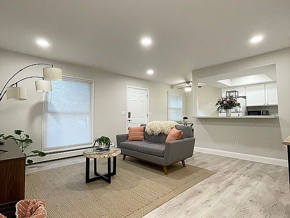 3rd image of 670 N Winona Ct APT 31
