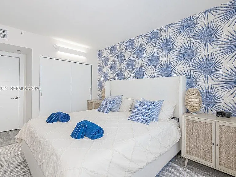 2301 Collins Ave #926 — Photo 18