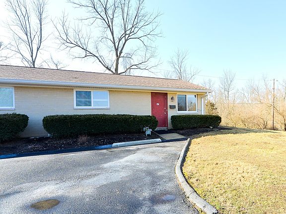 4th image of 2400 Windage Dr APT 1B