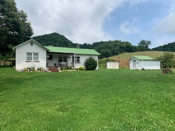4687 Witten Valley Rd, Tazewell, VA 24651