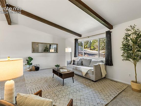 4th image of 2554 Sierra Dr