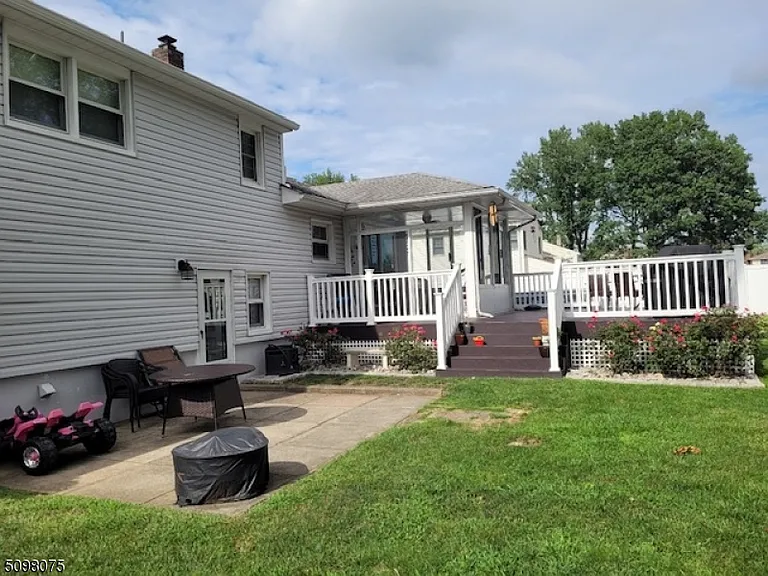 112 Sand Rd — Photo 18