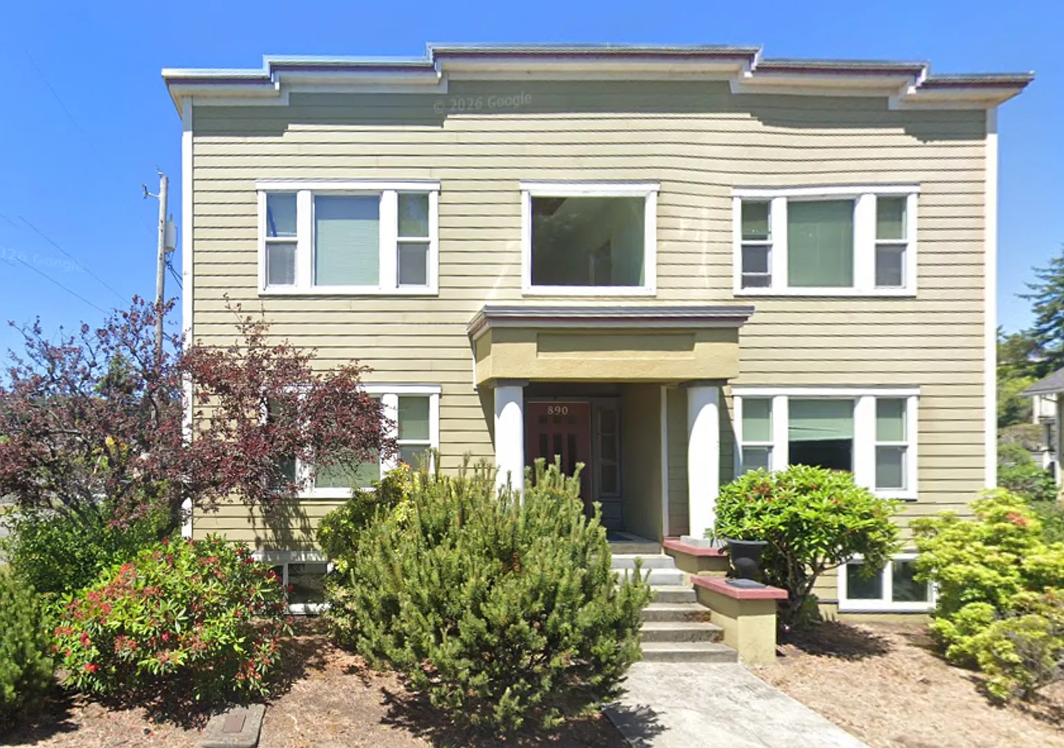 890 Central Ave — Photo 1