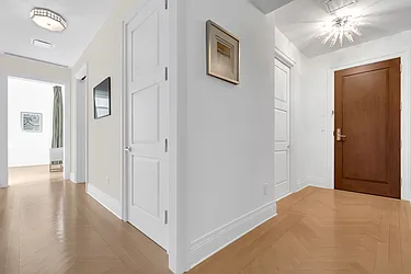 Rented by R New York