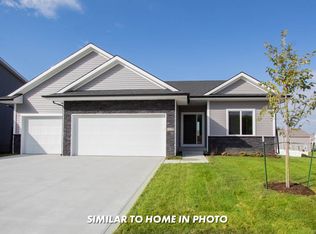 1512 NE Heritage Dr, Grimes, IA 50111