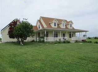 5437 NW Rochester Rd, Topeka, KS 66617