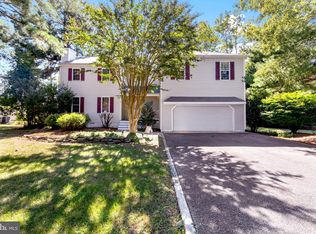 12 Caroline St, Ocean View, DE 19970