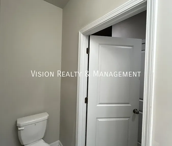 8324 Triple Crown Dr — Photo 10