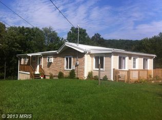 Hughes St, Cumberland, MD 21502