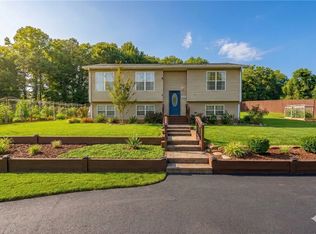 115 Shadow Hills Ln, Liberty, SC 29657