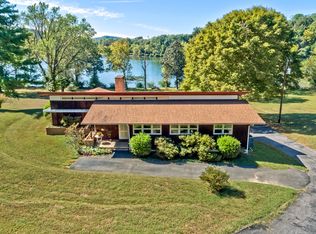 4040 Maloney Rd, Knoxville, TN 37920