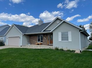 1117 16th Street Ct, Silvis, IL 61282