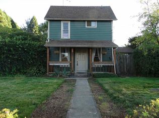 991 D St, Independence, OR 97351