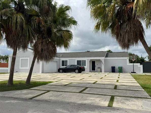 15481 SW 155th Ter, Miami, FL 33187
