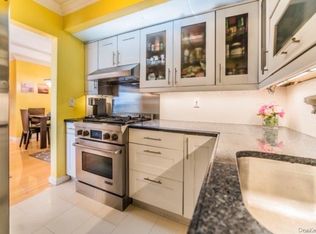 3808 147th St APT 6F, Flushing, NY 11354