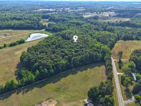 6810 Sawyer Rd #1, Liberty, NC 27298