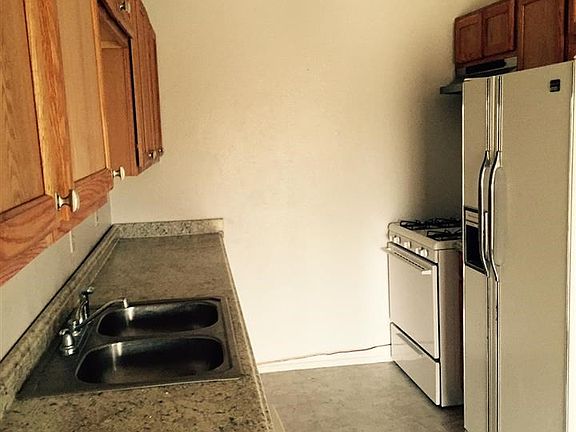 5th image of 345 Circle Dr