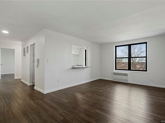 5th image of 1 Remsen Rd APT 2E