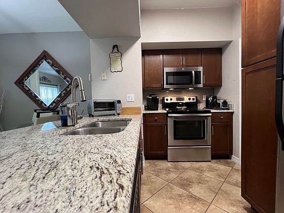 4th image of 5005 City St
