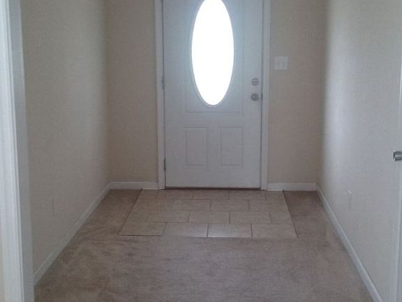 3rd image of 23 Grand St