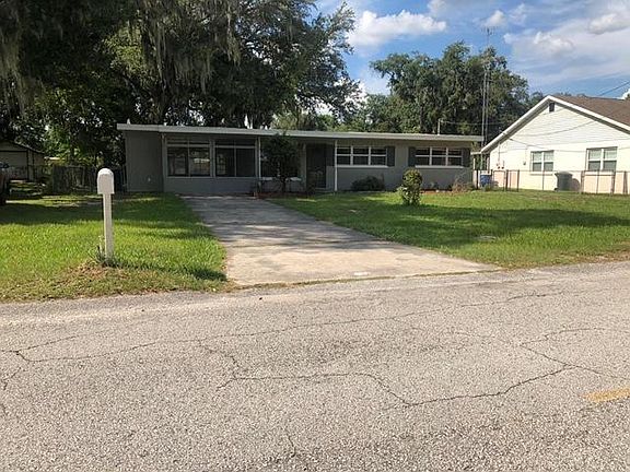 2nd image of 710 Forrest Dr