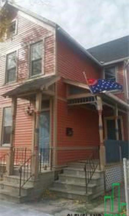 1st image of 3414 Hancock Ave #1