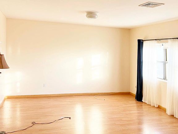 2nd image of 41 Dumont Ave #2