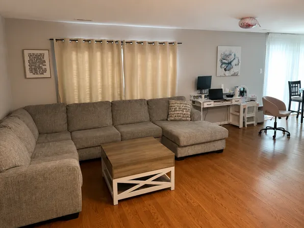 119 Chaucer Rd, Mount Laurel, NJ 08054