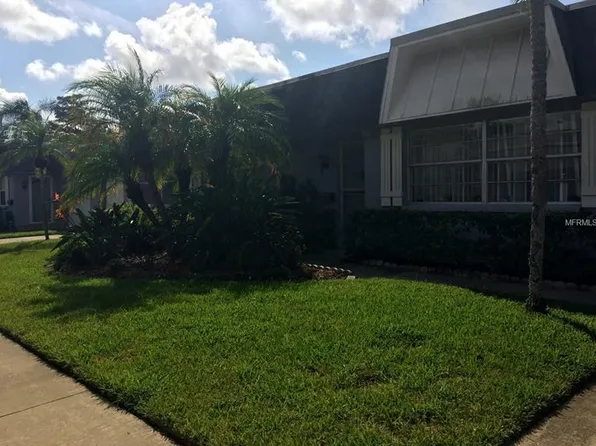 502 Cara Ct, Largo, FL 33771