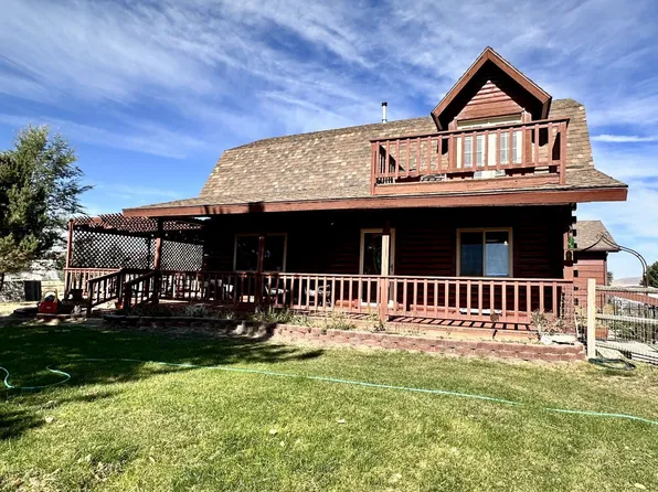 142 Country Club Pkwy, Spring Creek, NV 89815