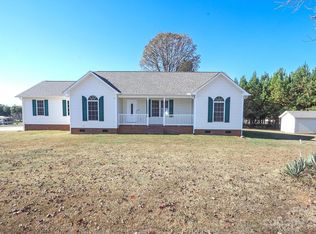 4640 Garys Pl, Crouse, NC 28033