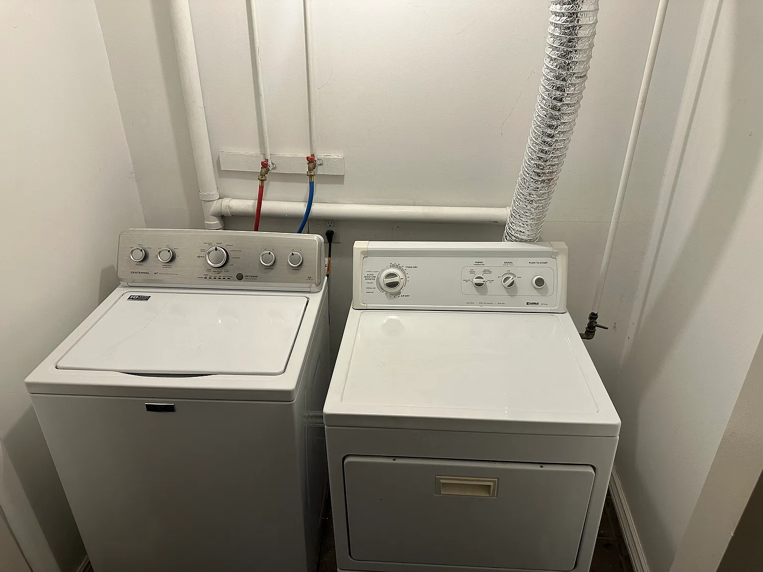 3 bed, $1,500 — Photo 4