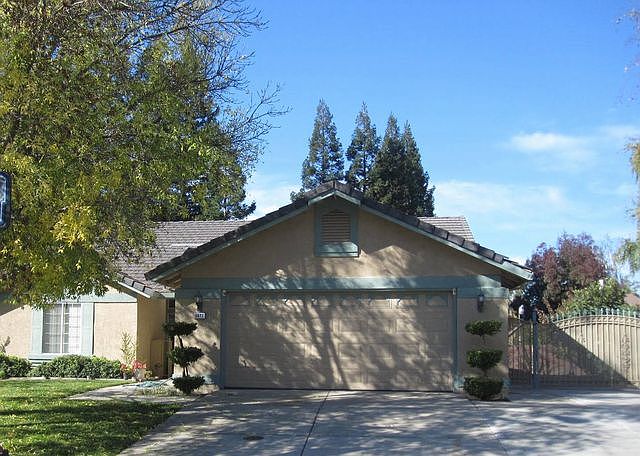 1st image of 9477 Blackswain Pl