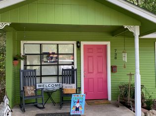 738 Albert St, New Braunfels, TX 78130