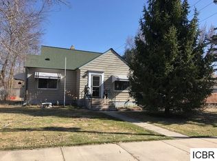 119 NW 9th St, Grand Rapids, MN 55744