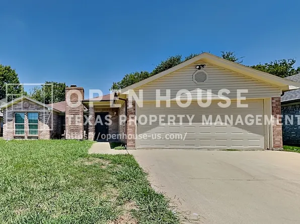 6117 Courtside Dr, Watauga, TX 76148
