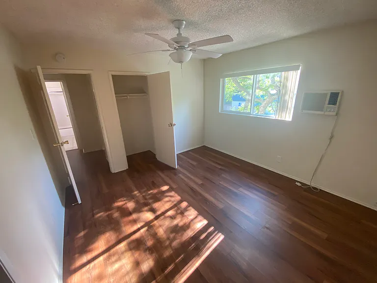 285 E Del Mar Blvd #3 — Photo 7