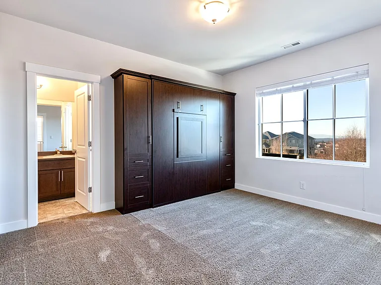 1693 NE Falls Dr — Photo 20